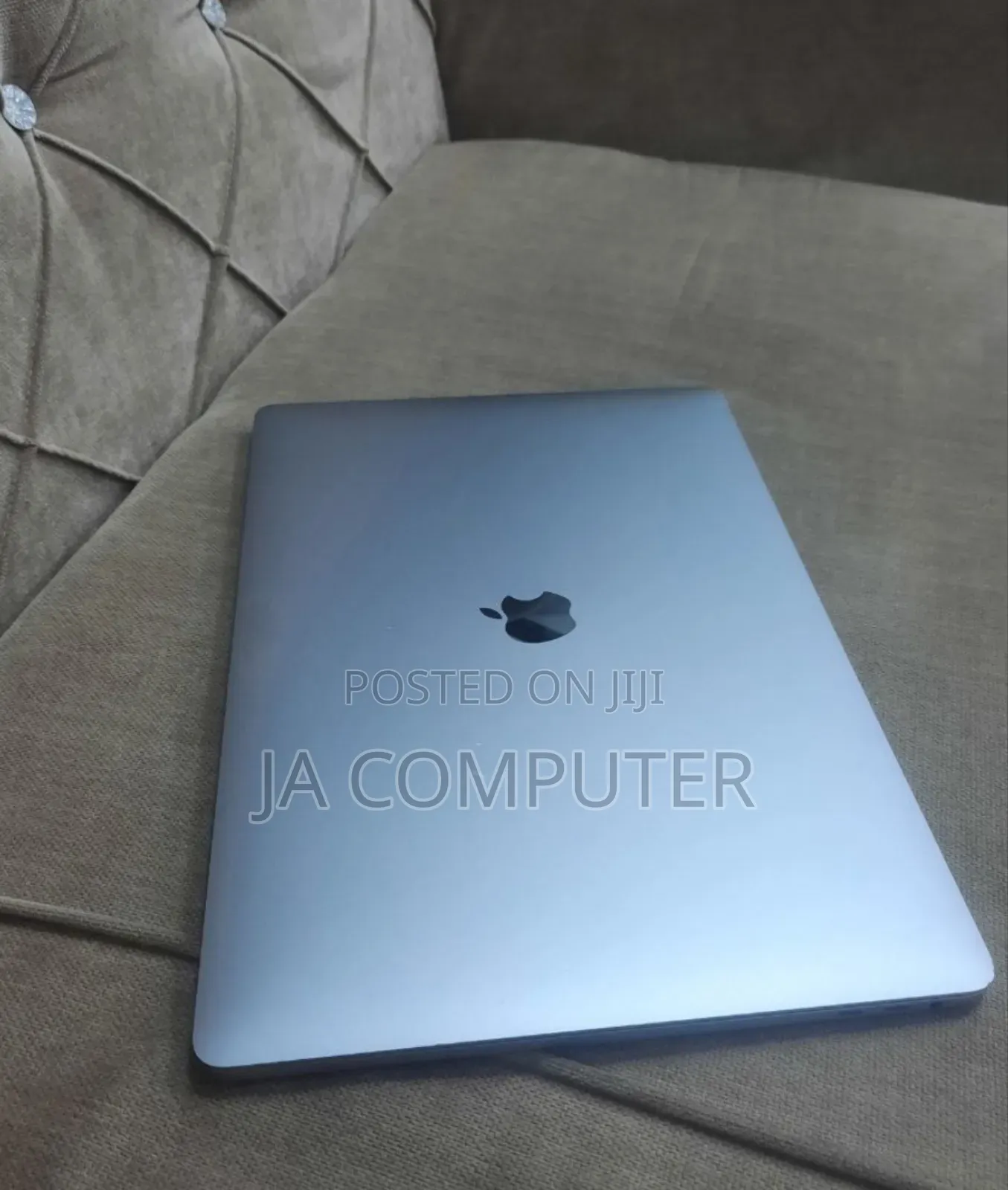 New Laptop Apple MacBook Pro 2019 16GB Intel Core I9 SSD 512GB