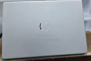 New Laptop HP 14-Dq1025cl 12GB Intel Core I3 SSD 512GB