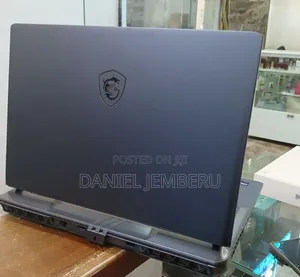 New Laptop MSI Vector 17 HX AI A2XWJG 16GB Intel Core Ultra 7 SSD 1T