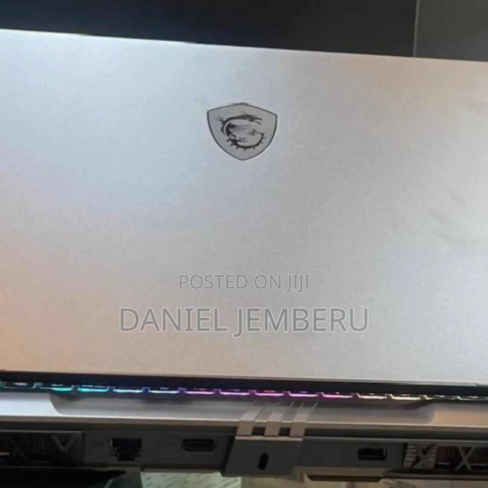 New Laptop MSI Vector 17 HX AI A2XWJG 16GB Intel Core Ultra 7 SSD 1T