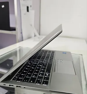 New Laptop HP EliteBook 840 G8 16GB Intel Core I5 SSD 512GB