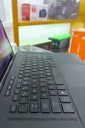 New Laptop Asus ROG Zephyrus G15 16GB AMD Ryzen 9 SSD 1T