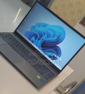 New Laptop HP 16GB Intel Core I5 SSD 512GB
