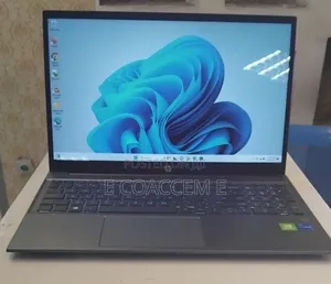 Photo - New Laptop HP 16GB Intel Core I5 SSD 512GB