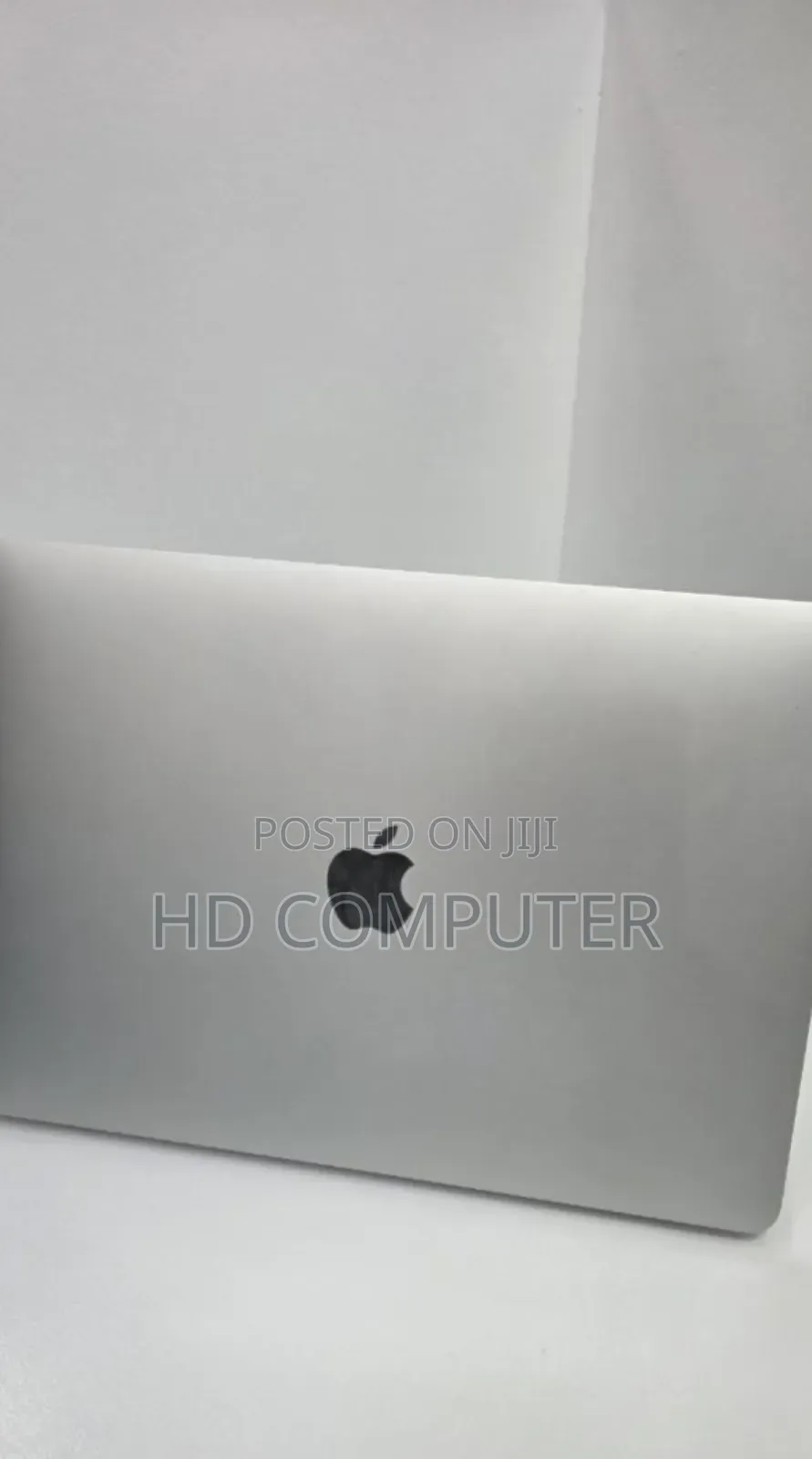 New Laptop Apple MacBook Pro 2023 M2 8GB Apple M2 SSD 512GB