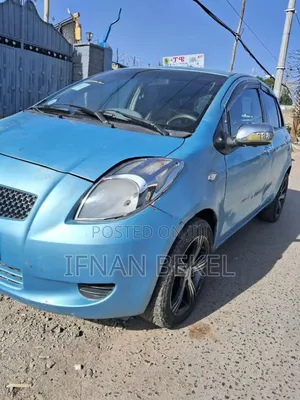 Photo - Toyota Yaris 2007 Blue