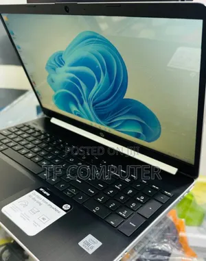 New Laptop HP Stream Notebook 8GB Intel Core I5 SSD 512GB