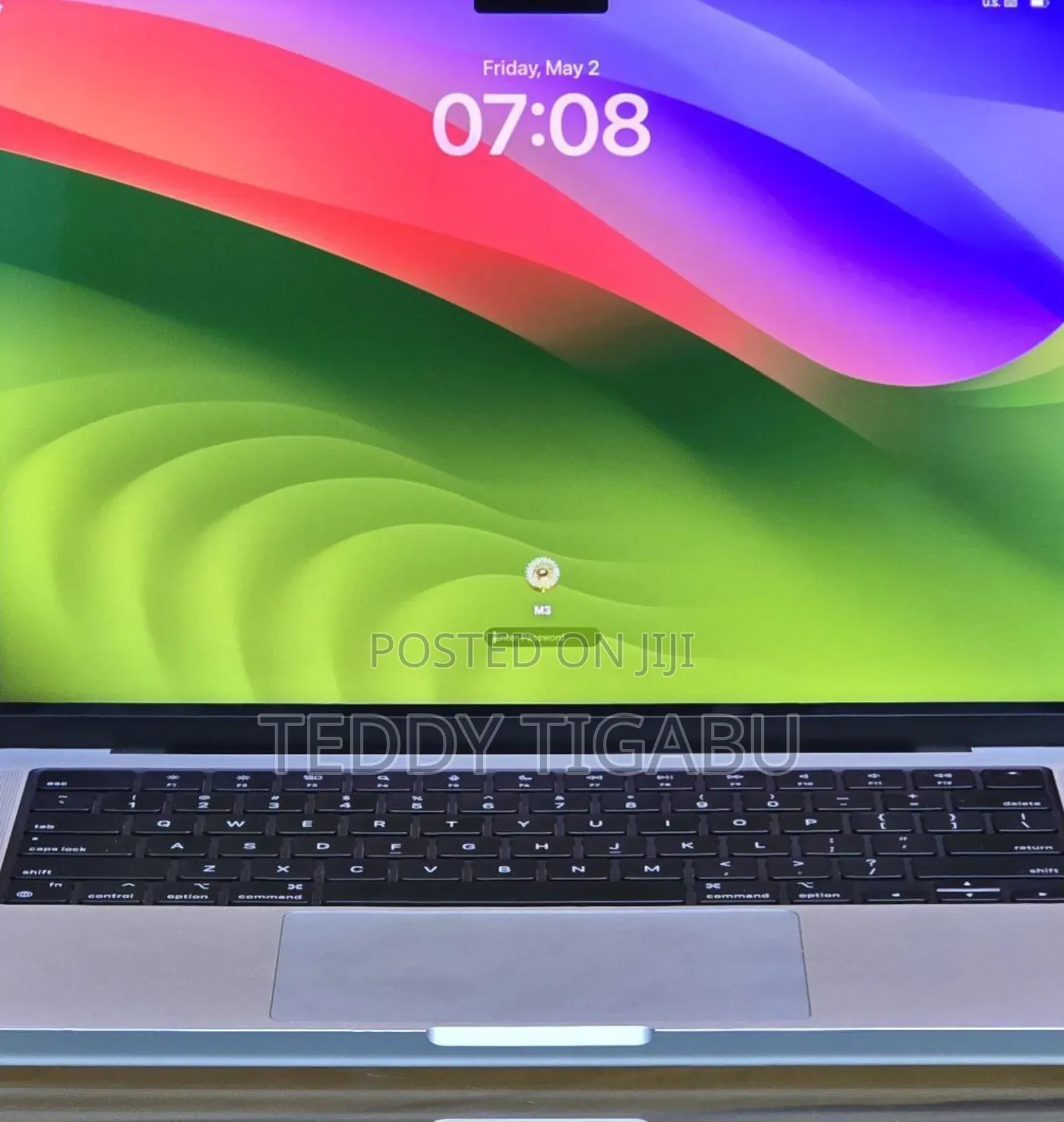 New Laptop Apple MacBook Pro 8GB Apple M3 SSD 512GB