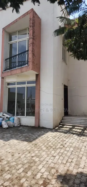Photo - Furnished 4bdrm House in Ccd Real State, Oromia-Finfinne for sale