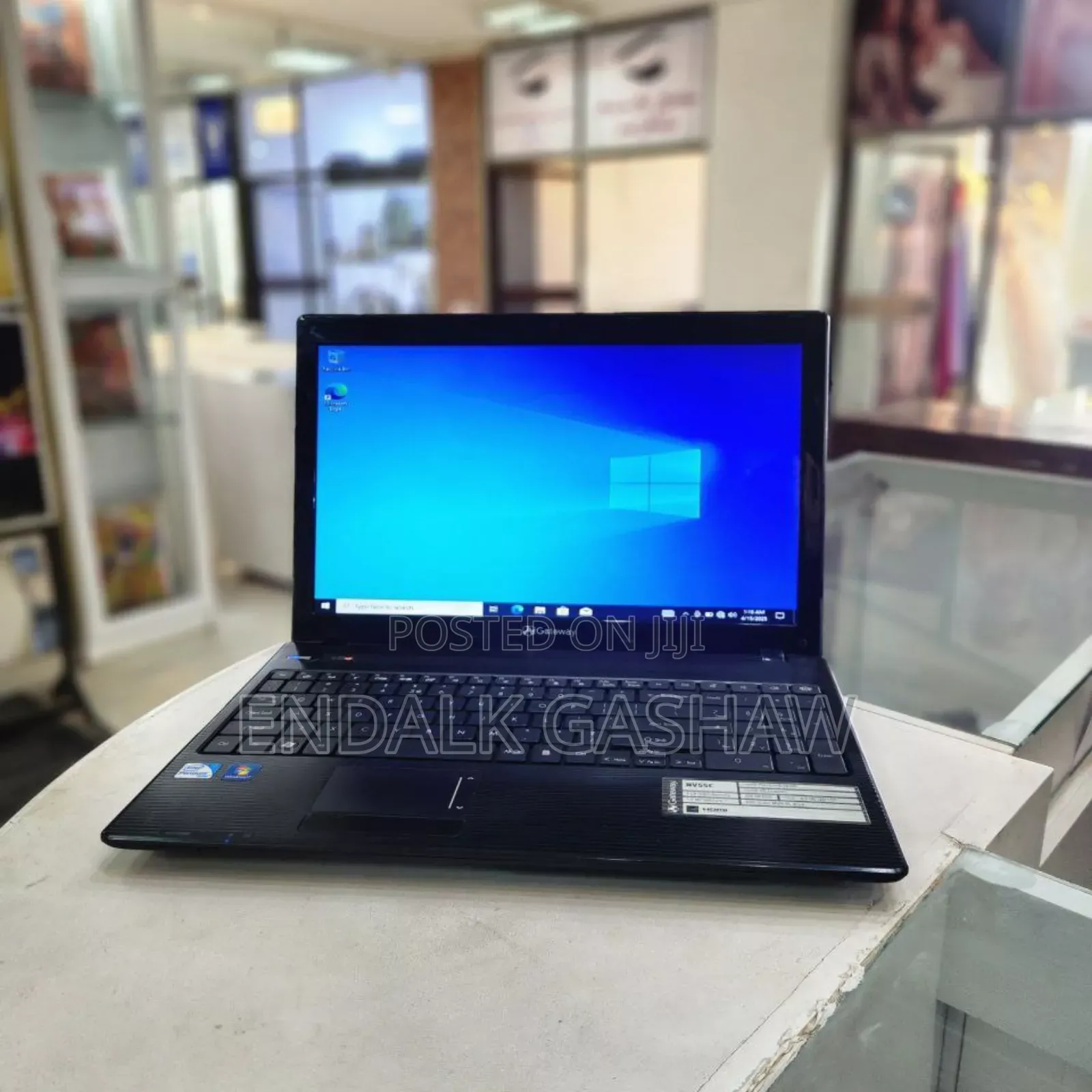 New Laptop Gateway CX210X 4GB Intel Pentium SSD 160GB