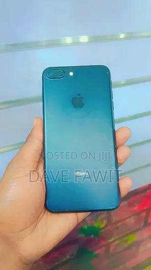 Photo - iPhone Battery And Screen