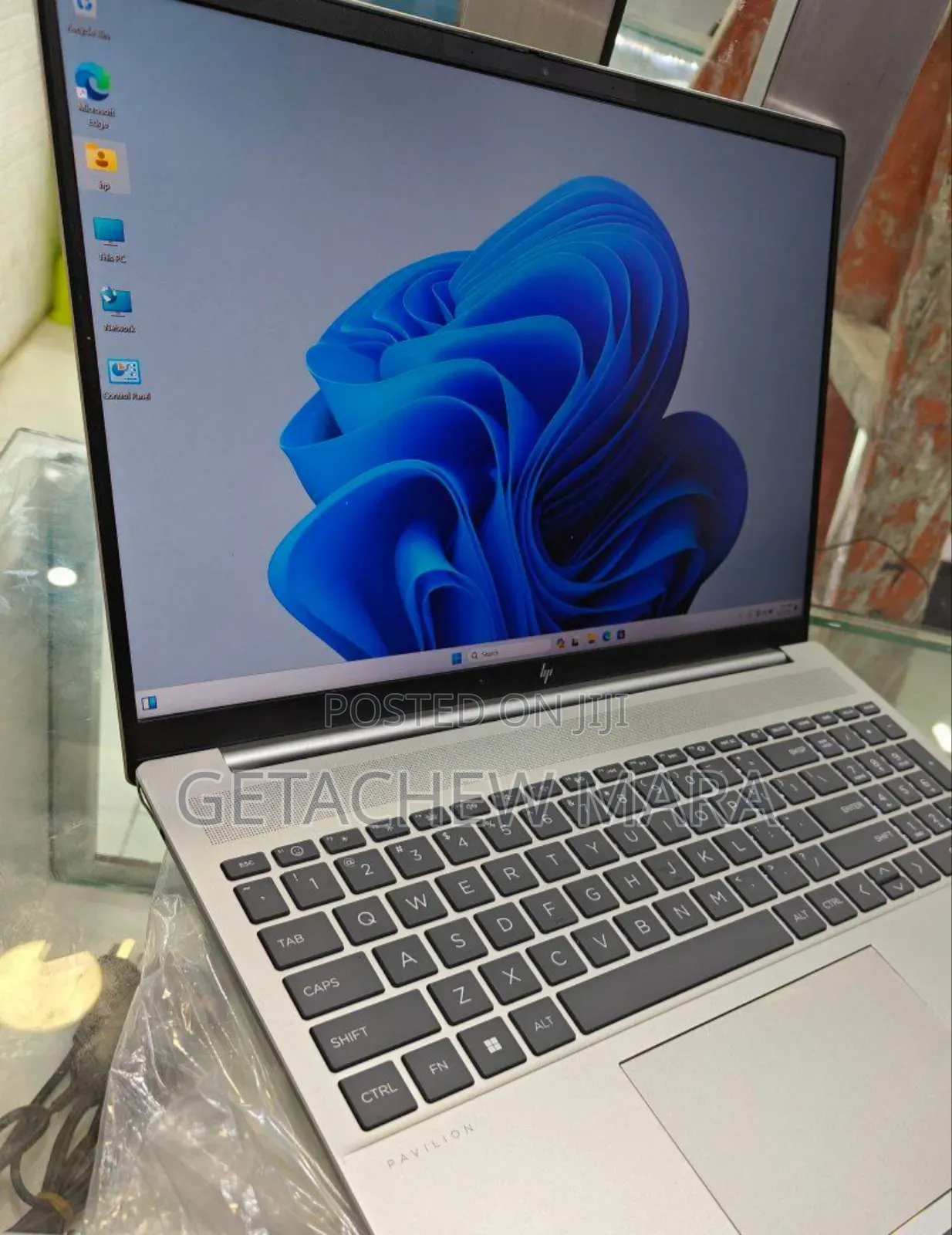 New Laptop HP Pavilion 15 16GB Intel Core I5 SSD 1T