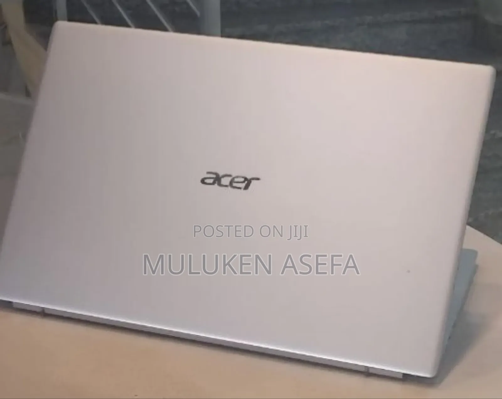 New Laptop Acer Swift 1 4GB Intel Core I5 SSD 128GB