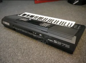 Photo - Yamaha Psr 975 Germany Imported
