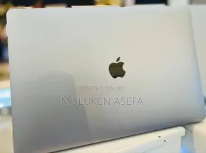 New Laptop Apple MacBook 2018 32GB Intel Core I9 SSD 1T