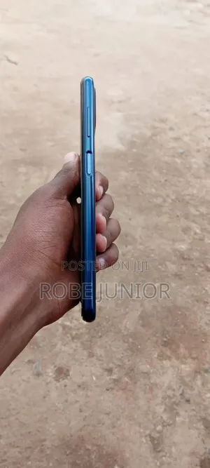 New Samsung Galaxy M33 5G 128 GB Silver