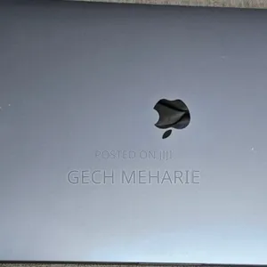 New Laptop Apple MacBook Pro 2019 32GB Intel Core I9 SSD 512GB