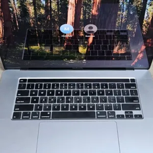 New Laptop Apple MacBook Pro 2019 32GB Intel Core I9 SSD 512GB