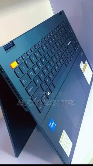 New Laptop Asus VivoBook 15 X510UQ 16GB Intel Core I5 SSD 512GB