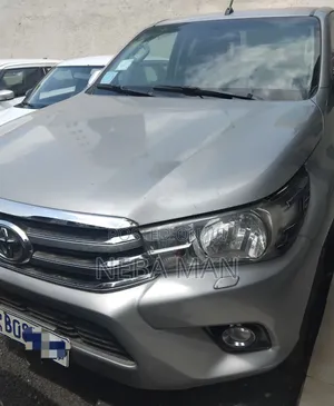 Toyota Hilux 2017 Silver