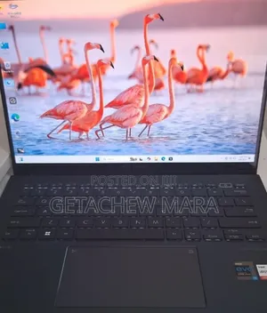 New Laptop Asus ZenBook 13 UX331UN 16GB Intel Core I7 SSD 1T