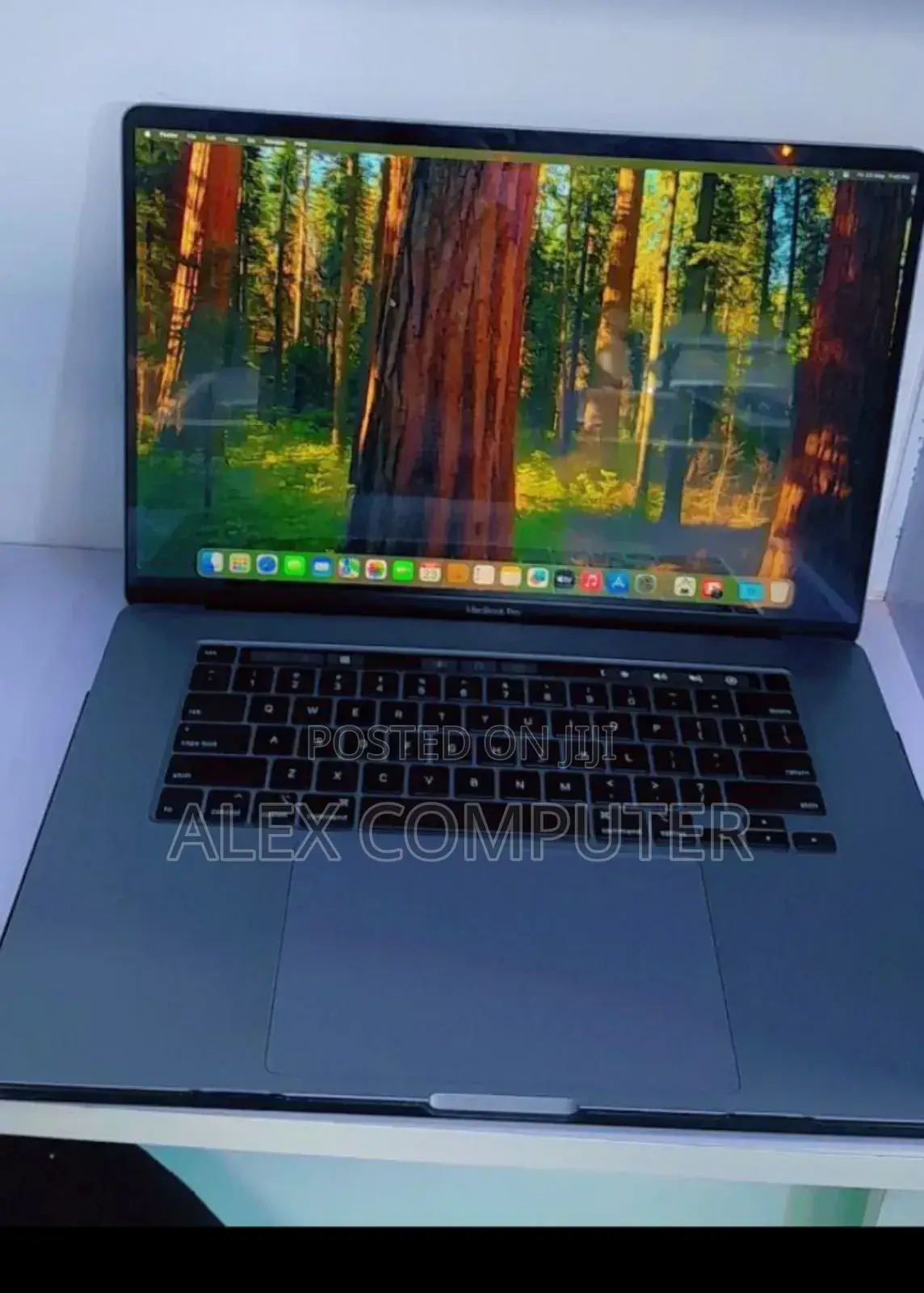 New Laptop Apple MacBook Pro 2019 16GB Intel Core I9 SSD 1T