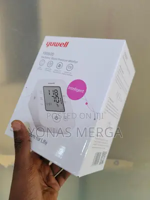 Photo - Easy-to-Use Blood Pressure Monitoring at Home炖٠bp Monitor