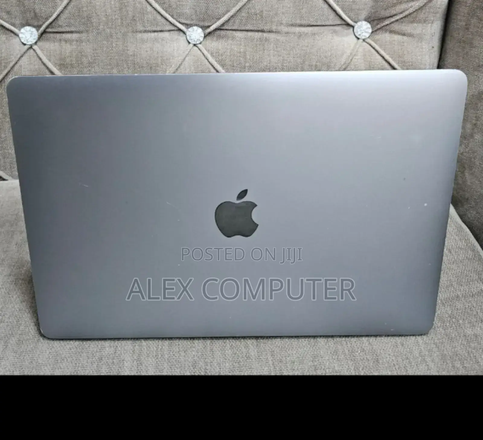 New Laptop Apple MacBook Pro 2017 16GB Intel Core I5 SSD 256GB