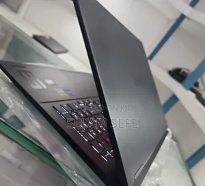 Photo - New Laptop Lenovo Ideapad 3 16GB Intel Core I7 SSD 512GB