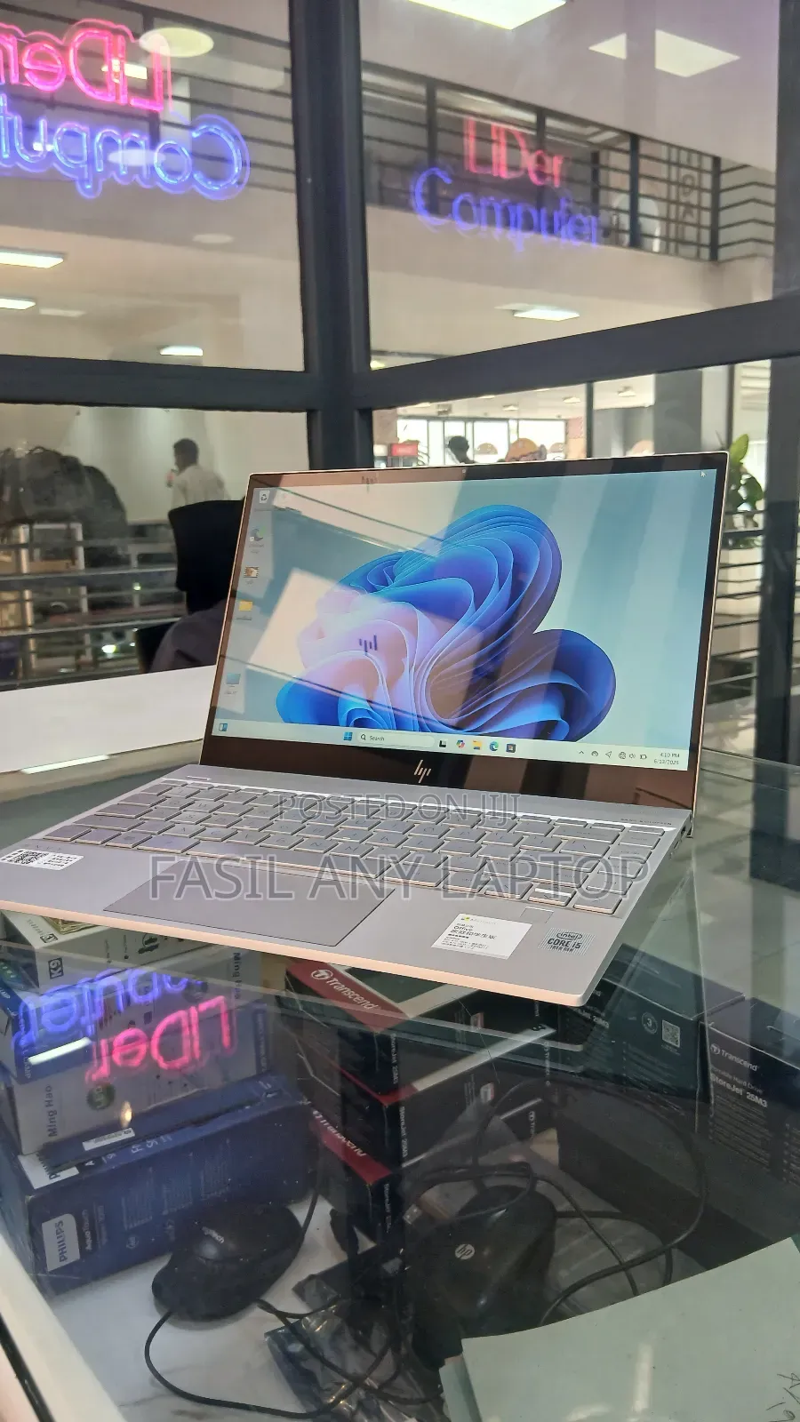 Laptop HP Envy X360 8GB Intel Core I5 SSD 1T