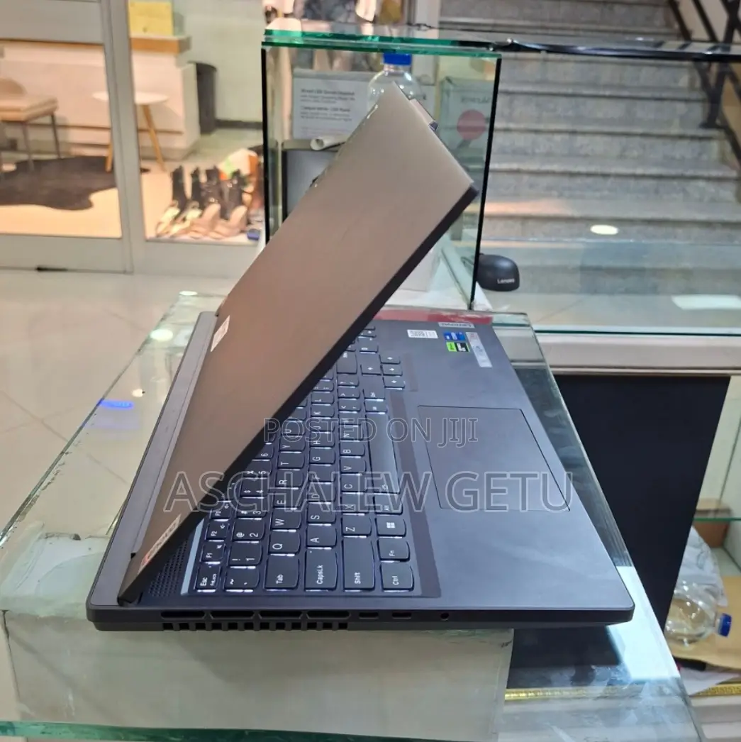 New Lenovo Legion Y7000P IRX9 Gaming Laptop 16GB Intel Core I7 SSD 1T