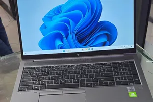 Photo - New Laptop HP Pavilion 13z 16GB Intel Core I5 SSD 512GB