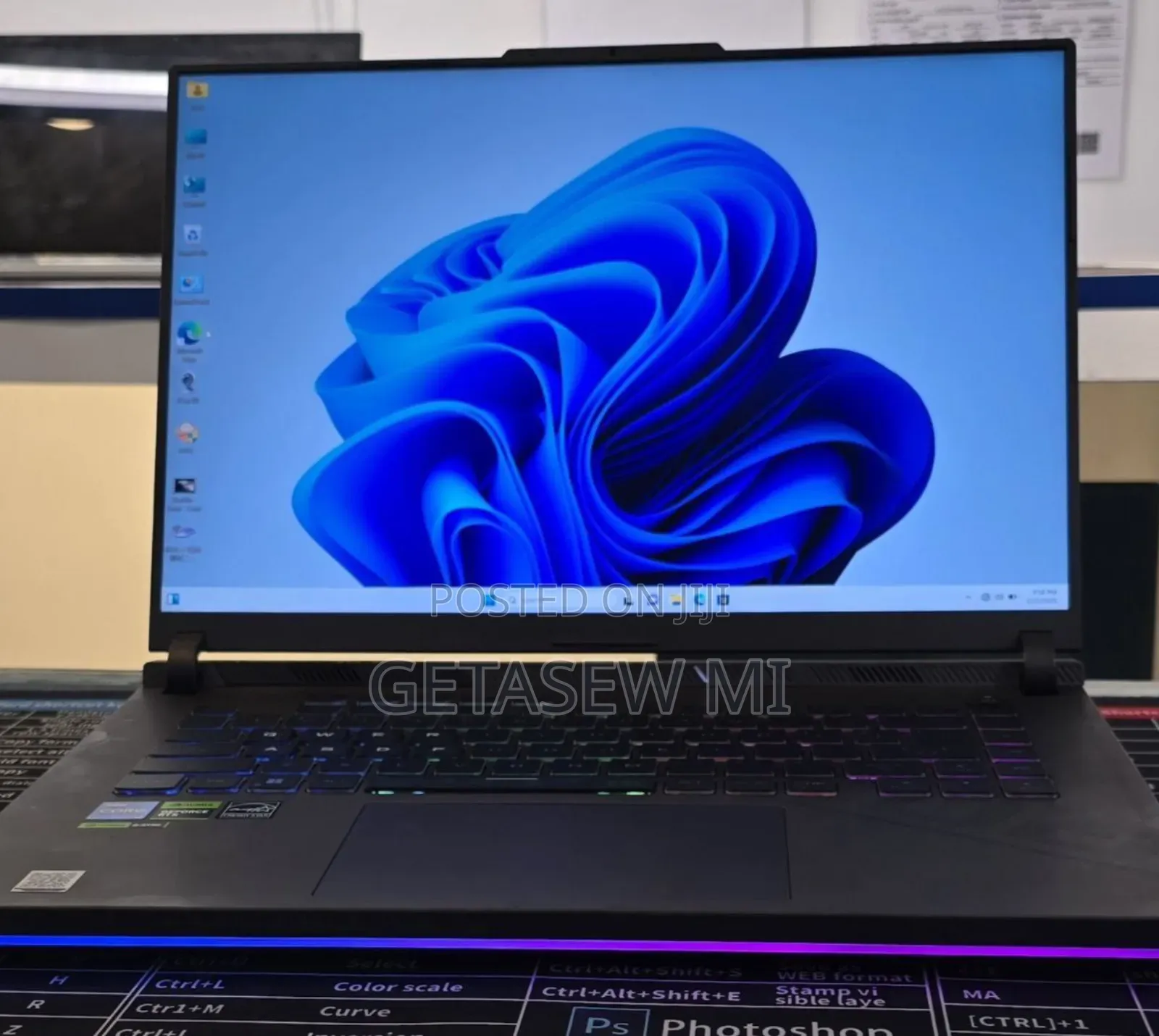 New Laptop Asus ROG Strix G16 G614 16GB Intel Core I7 SSD 1T