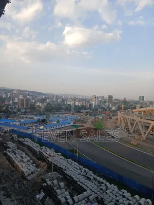 Photo - በመሀል ቦሌ የንጎድ ሱቆችን እየሸጥን እንገኛለን