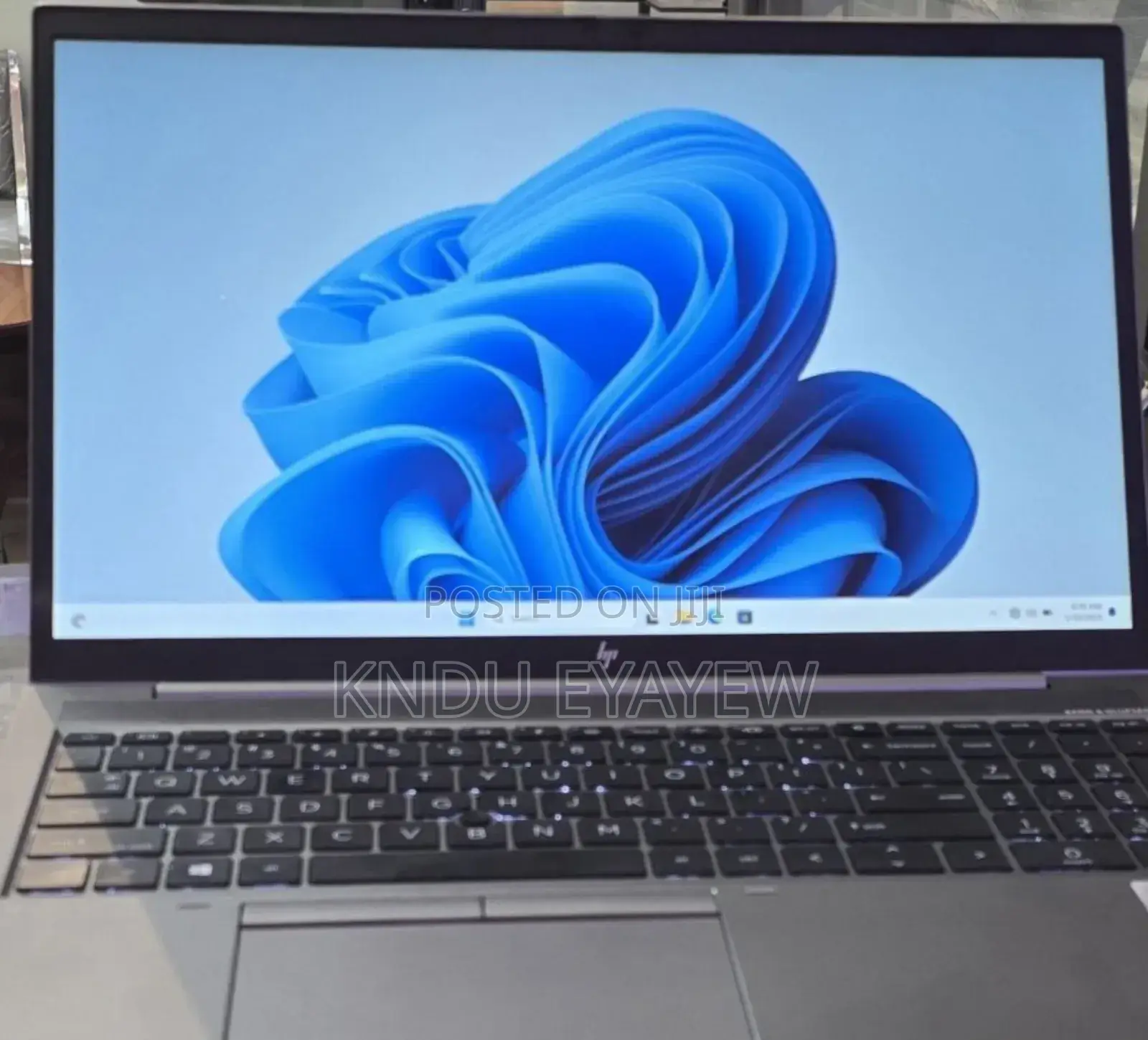 New Laptop HP ZBook Firefly 15 G7 16GB Intel Core I7 SSD 512GB