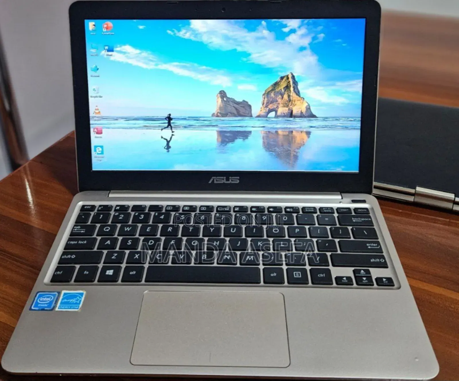 New Laptop HP Stream Notebook 2GB Intel Pentium SSD 32GB