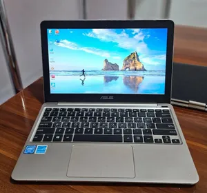 Photo - New Laptop Asus 2GB Intel Core 2 Quad SSD 32GB