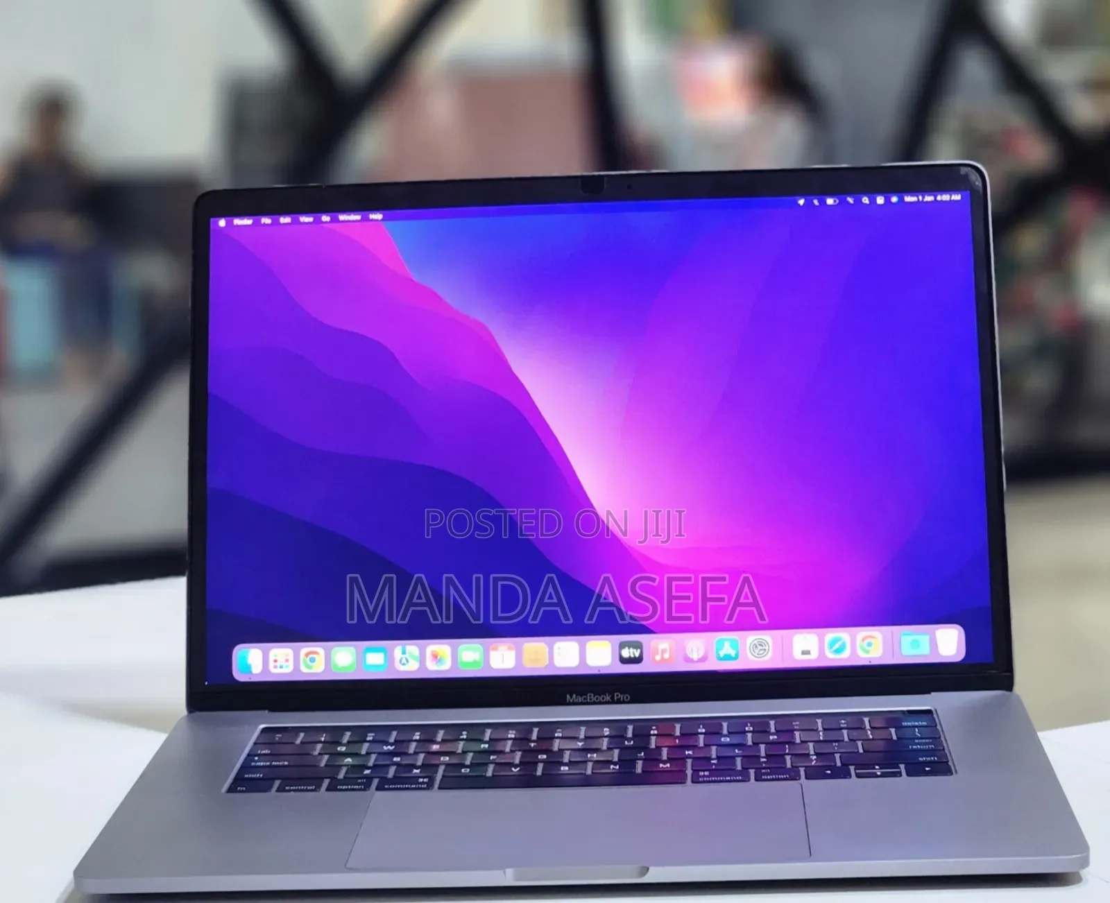 New Laptop Apple MacBook Pro 2016 16GB Intel Core I7 SSD 256GB