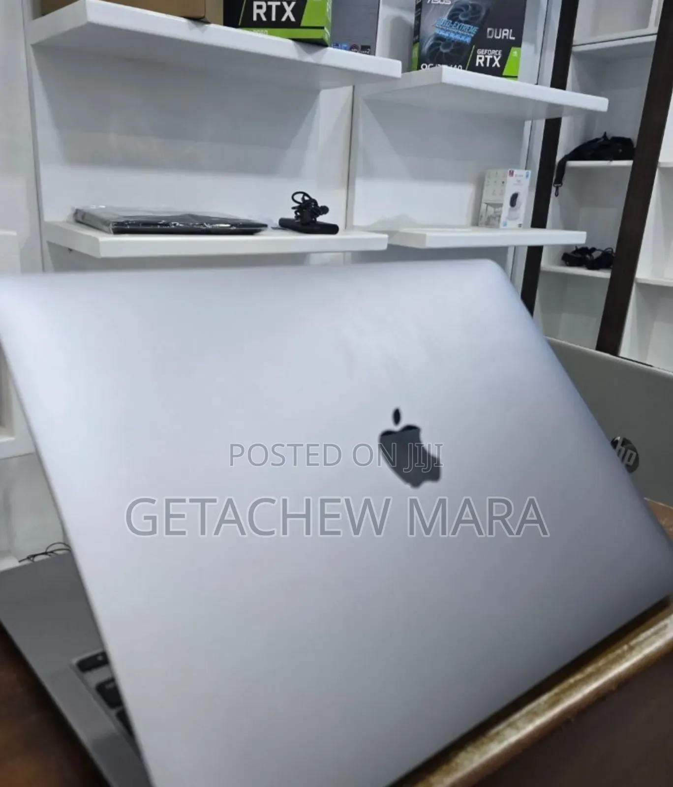 New Laptop Apple MacBook Air 2020 M1 8GB Intel Core I7 SSD 256GB