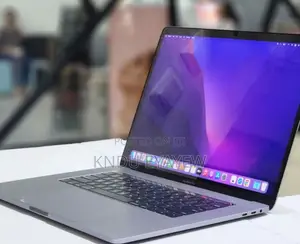 Photo - New Laptop Apple MacBook 16GB Intel Core I7 SSD 256GB