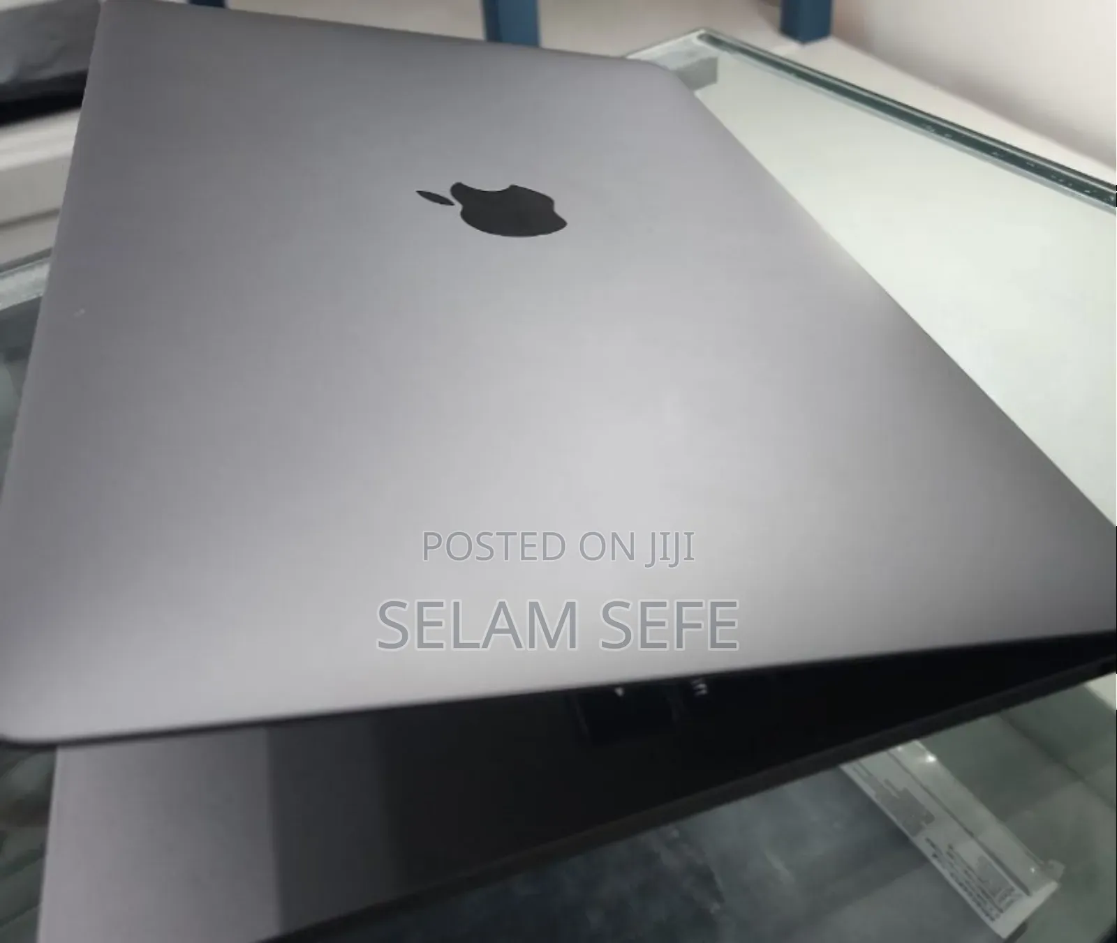 New Laptop Apple MacBook Pro 8GB Intel Core I5 SSD 128GB