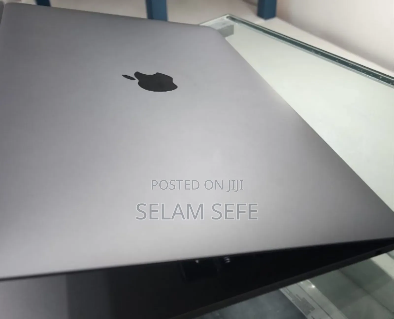 New Laptop Apple MacBook Pro 8GB Intel Core I5 SSD 128GB