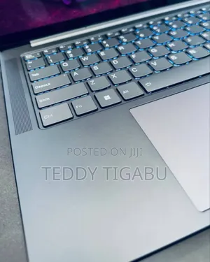 New Laptop Lenovo 32GB Intel Core I7 SSD 1T