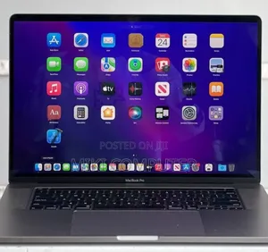New Laptop Apple MacBook Pro 2019 16GB Intel Core I7 SSD 512GB
