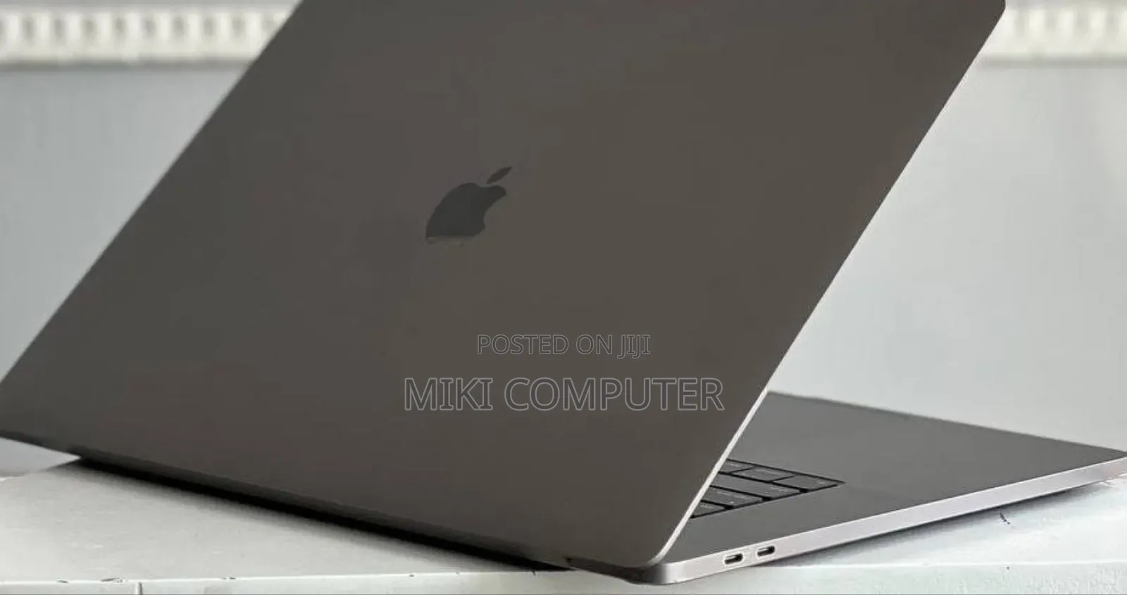 New Laptop Apple MacBook Pro 2019 16GB Intel Core I7 SSD 512GB