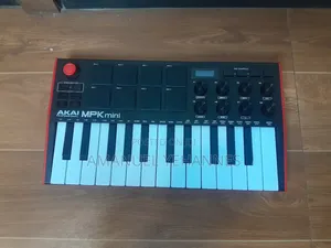 Akai MPK Mini Studio Keyboard