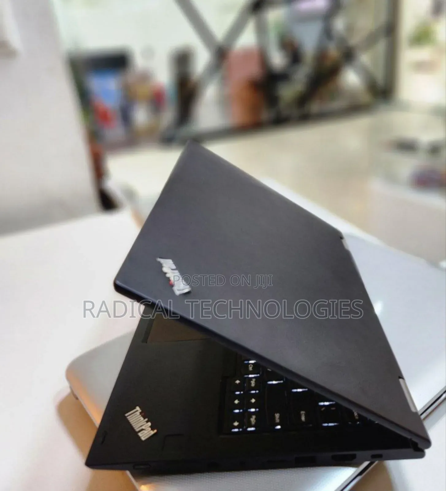 New Laptop Lenovo ThinkPad Yoga 8GB Intel Core I5 SSD 512GB