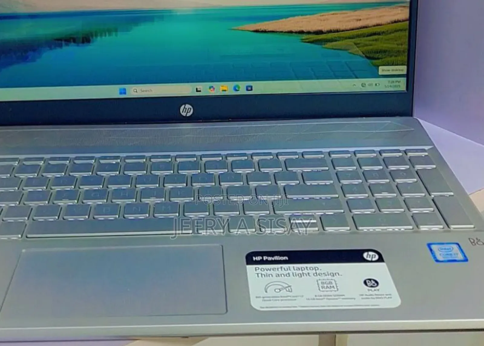 New Laptop HP Pavilion 15 8GB Intel Core I7 SSD 256GB