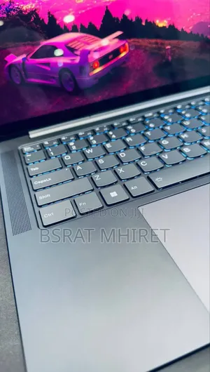 Photo - New Laptop Lenovo Yoga 11e 32GB Intel Core I7 SSD 1T