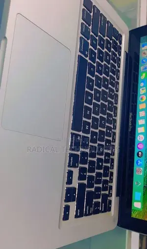 New Laptop Apple MacBook 2012 4GB Intel Core I5 HDD 500GB